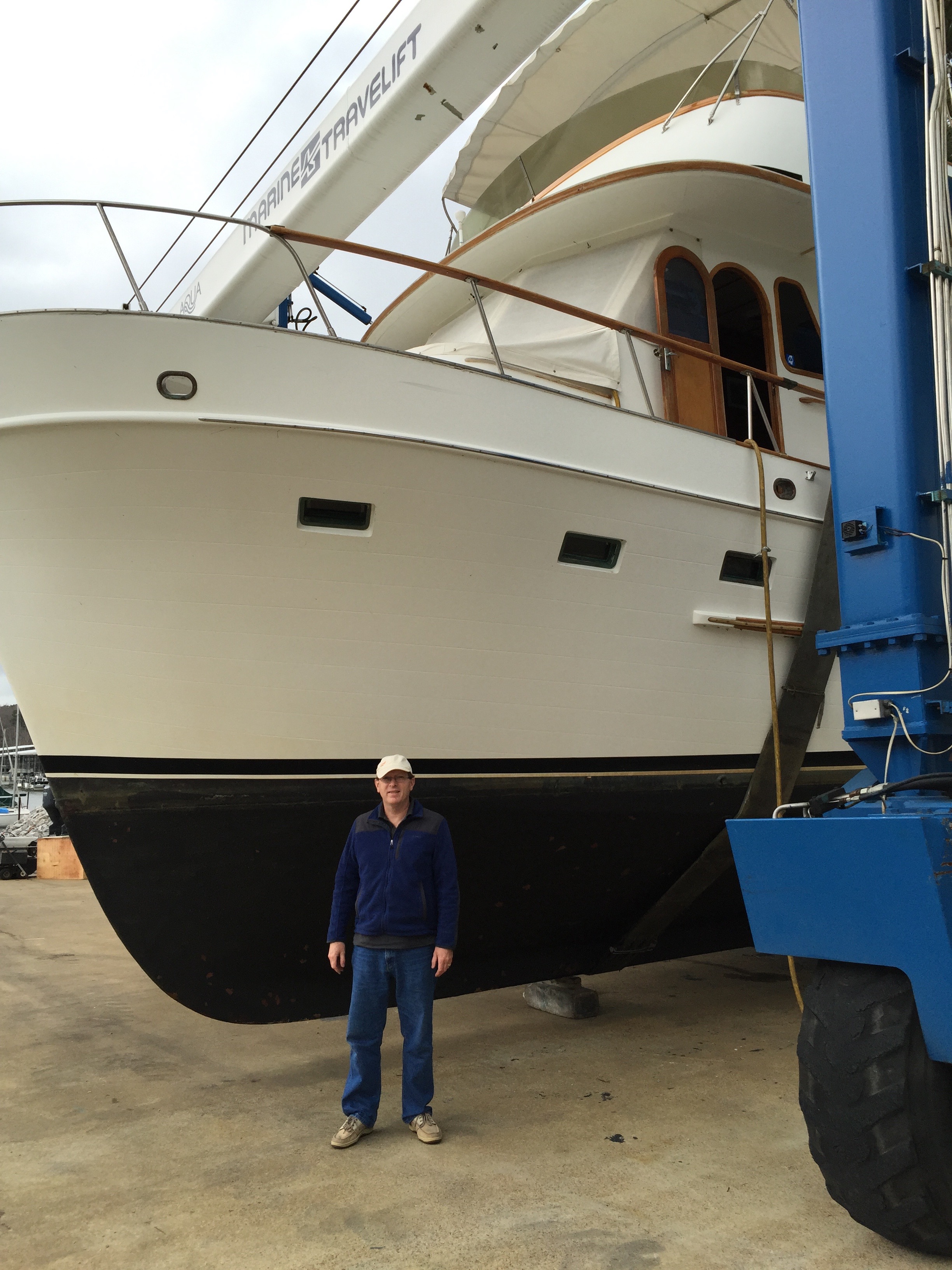The bow and hull out of the water for yard work.